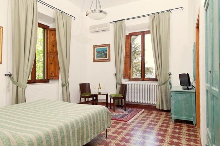 Hotel Villa Porta All'Arco Volterra Extérieur photo