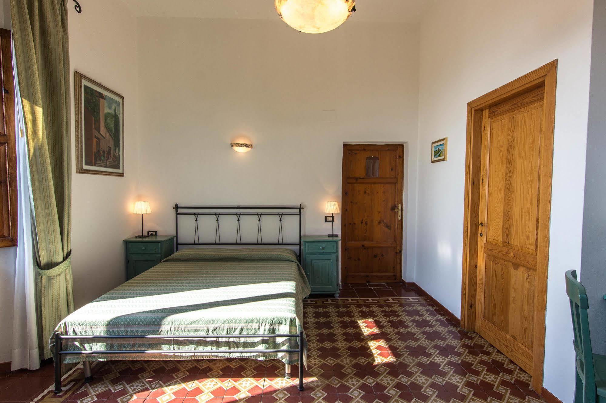 Hotel Villa Porta All'Arco Volterra Extérieur photo